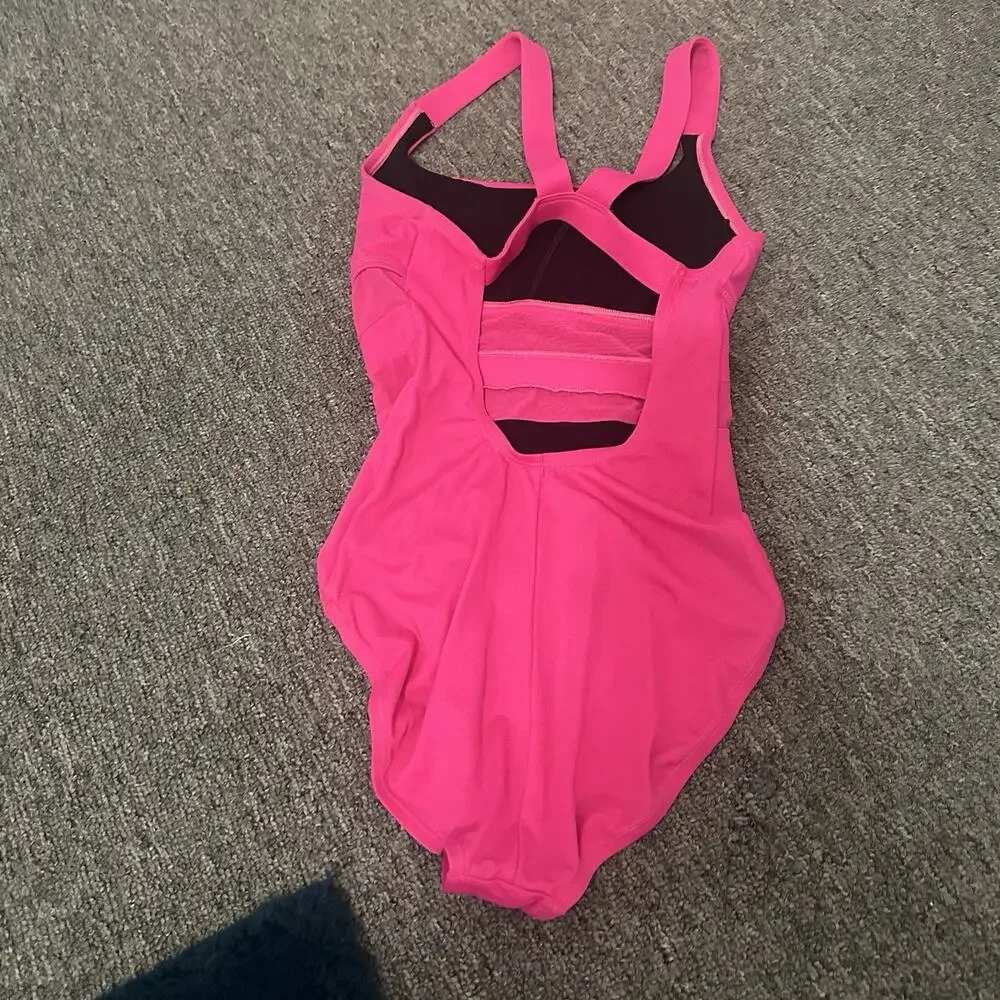 Nike Hot Pink Mesh stripes One Piece Swimsuit Women’s Size Medium